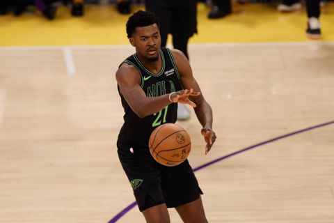 Οριακή νίκη για τους Πέλικανς απέναντι στους Νετς