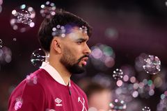 Έκπληξη από Πακετά: Ζήτησε να φύγει από τη Γουέστ Χαμ για τη Φλαμένγκο