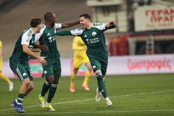 Τεττέη - Παντελίδης: Η ξεκαρδιστική «μονομαχία» γνώσεων των δύο παικτών του Παναθηναϊκού (vid)