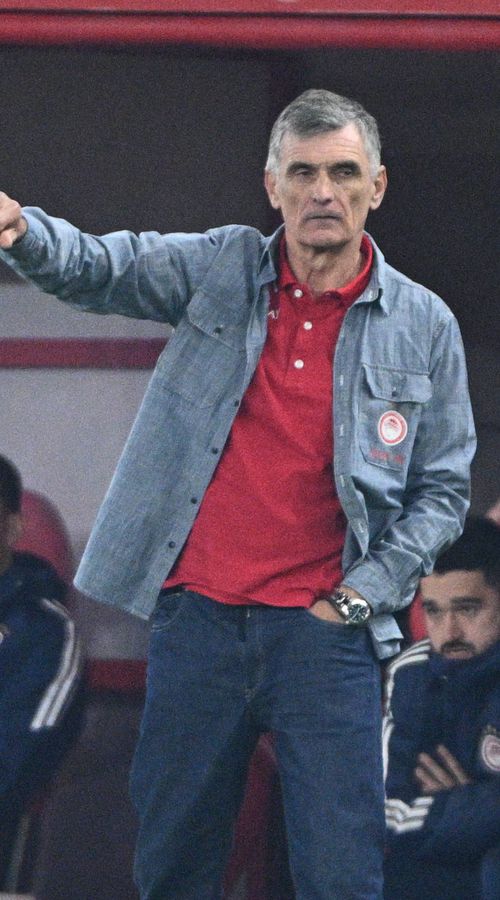 «Άστραψε και βρόντηξε» ο Μεντιλίμπαρ στα αποδυτήρια!