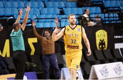 ΑΕΚ: Παίζει ο Στρέλνιεκς με Πανιώνιο, εκτός ο Μάντσεν