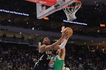 Αγωνία στους Μπακς με τον Γιάννη πριν το Σικάγο