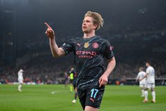 Σαν το παλιό καλό κρασί: Ο Ντε Μπρόινε επέστρεψε και είναι σαν μην έλειψε ποτέ (vid)