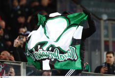 Σήκωσαν σημαία και κασκόλ του Παναθηναϊκού οι οπαδοί της Φερεντσβάρος (gallery)