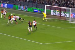 Ο Λουκάκου με παλικαρίσια κεφαλιά έκανε το 1-1 για τη Ρόμα