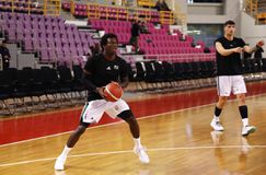 Σοκ: Ο Κέντρικ Ναν τελικά χάνει ελεύθερη βολή! (vid)