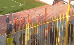 Οι παίκτες του Πανιώνιου γιόρτασαν το μεγάλο «διπλό» στην Καλαμάτα με τον κόσμο τους