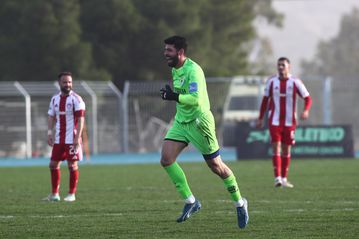 Από αναπληρωματικός... ήρωας: Ο γκολκίπερ της Μαρκό που υπέγραψε το φοβερό buzzer beater (vid)