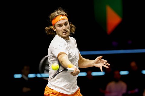 Ο Τσιτσιπάς κάνει πρεμιέρα στη Ντόχα απέναντι στον Εζάργκι