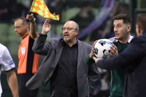 Μπενίτεθ: «Κακό το πρώτο ημίχρονο, πρέπει να βελτιωθούμε στην τελική προσπάθεια» (vid)