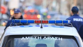 Πρώην παίκτης ριάλιτι ο άνδρας που παρίστανε αστυνομικό στο κέντρο της Αθήνας