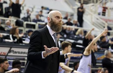 Καντσελιέρι: «Όταν η ομάδα δεν αποδίδει οι παίκτες μου αλλάζουν την ροή του αγώνα»