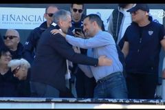 Στις εξέδρες για τη φιέστα της Καλαμάτας ο Αντώνης Σαμαράς - Στο γήπεδο και οι Καρυπίδης, Χαρίτσης