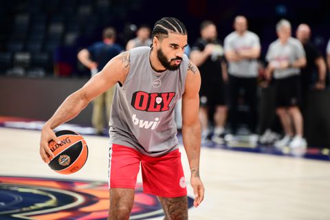 ΠΑΟΚ: Εξετάζει τον Ναζ Μήτρου-Λονγκ , σύμφωνα με ιταλικό δημοσίευμα (pic)