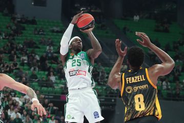 Οι παίκτες του Παναθηναϊκού... άκουσαν και αντέδρασαν στο 2ο δεκάλεπτο με τρομερό Ναν (vids)