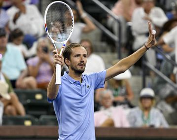 Εντυπωσιακός Μεντβέντεφ απέκλεισε τον Αλκαράθ και πέρασε στον τελικό του Indian Wells