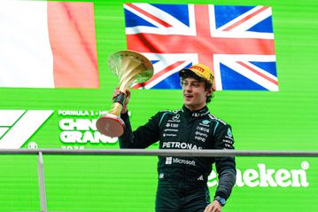 Απίστευτο περιστατικό στη Formula 1: Ο εκφωνητής μπέρδεψε τον Αντονέλι με τον Ράικονεν! (vid)