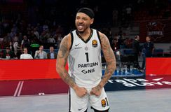 Κάρλικ Τζόουνς: «Ο Πεναρόγια είναι λιγότερο συναισθηματικός» (pic)