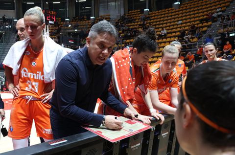 Προπονητής της χρονιάς στην Euroleague γυναικών ο Τζώρτζης Δικαιουλάκος της ιταλικής Σκίο