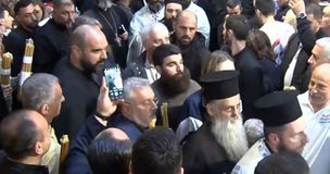 Στα Ιεροσόλυμα για το Άγιο Φως, ο Γιώργος Σαββίδης (vids)