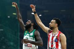 Ένα τρίποντο, ένα δίποντο και μία βολή: Το στατιστικό +1 του Παναθηναϊκού στη νίκη επί του Ολυμπιακού