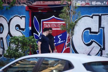 Συνελήφθη ο δράστης που πυροβόλησε έξω από το κλειστό γήπεδο της Νέας Σμύρνης