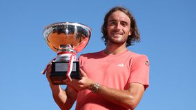 Ίλιγγος: Το αδιανόητο ποσό που έχει σε συνολικά χρηματικά έπαθλα ο Στέφανος Τσιτσιπάς!