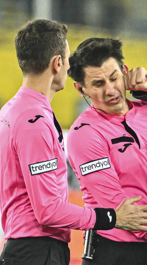 Όταν ο Τούρκος διαιτητής του Παναθηναϊκός - Ολυμπιακός «ανάγκασε» τον Ερντογάν να διαγράψει τον... σπιτονοικοκύρη του