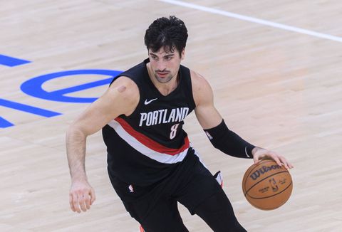 Η μυθική εμφάνιση του Άβντιγια έδωσε στους Μπλέιζερς την πρόκριση στα playoffs (vids)