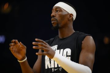 Πλήγμα για τους Χιτ και ανησυχία με Αντεμπάγιο (vid)