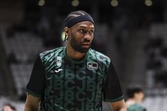 Τζαμπάρι Πάρκερ: «Δεν είναι μόνο τα χρήματα» – Τι είπε για Παρτίζαν, Ομπράντοβιτς και Πενιαρόγια