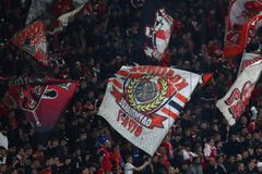 Αντιπροσωπεία των οπαδών του Ολυμπιακού στο Ρέντη και «ντόπες» ενόψει Παναθηναϊκού