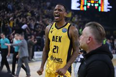 Τα highlights από τη μεγάλη νίκη της ΑΕΚ επί της Μπανταλόνα που έφερε την πρόκριση στο Final Four