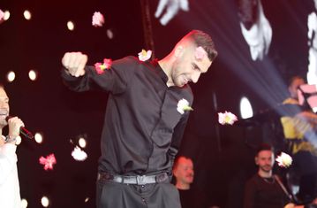 Το ζεϊμπέκικο του Μήτογλου με το «Παρασκευή πρωί» του Αργυρού (vid)