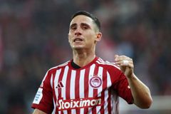 Το «αντίο» του Ποντένσε στον Ολυμπιακό: «Σας απογοήτευσα – Δεν φαντάζομαι ότι δεν θα ξαναβάλω την ερυθρόλευκη»