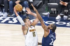 Ο Γιόκιτς «σάρωσε» τον Γκίλτζιους-Αλεξάντερ στα playoffs: Τα εντυπωσιακά στατιστικά του Σέρβου σέντερ