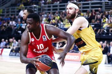 LIVE: ΑΕΚ - ΟΛΥΜΠΙΑΚΟΣ