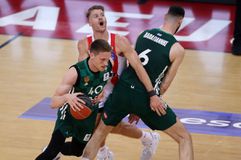 Πάμε για τζάμπολ στο ΟΑΚΑ, ο Παναθηναϊκός φιλοξενεί τον Ολυμπιακό στο Game 4 των τελικών