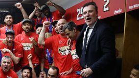 Λεπενιώτης: «Καρυδάτο» και ιστορικό το πρωτάθλημα του Ολυμπιακού