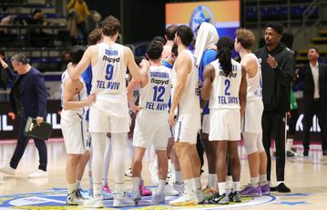 Η Μακάμπι Τελ Αβίβ επιτρέπει στους ξένους παίκτες να φύγουν από το Ισραήλ