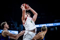 Η Τουρκία του Αταμάν νίκησε και την Ουκρανία με show του Αλπερέν Σενγκούν (vid)