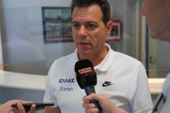 «Πέταξε» για Άμπου Ντάμπι η Εθνική χωρίς Παπανικολάου - Ιτούδης: «Το timing όριζε πως ο Γιάννης δεν θα τα καταφέρει να παίξει στο Παγκόσμιο»