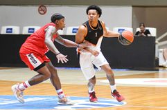 Η «μεταμόρφωση» του Άντονι Κάουαν τζούνιορ: Ηγέτης σε όλα στον Προμηθέα!