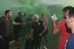 Αποθέωση από τον κόσμο του Παναθηναϊκού στο Αγρίνιο