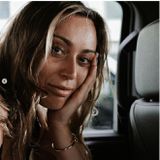 Τα νύχια της Πάουλα Μπαντόσα στα χρώματα της Ελλάδας (pic)