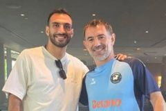 H φωτογραφία Καραγκούνη - Παυλίδη πριν τον Φιλανθρωπικό Αγώνα Legends