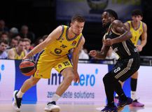 Ζορίστηκε, αλλά έκανε... σεφτέ η Άλμπα Βερολίνου