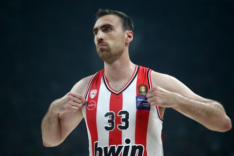 Επιστρέφει ο Μιλουτίνοφ στην EuroLeague - Αυτή είναι η 12άδα του Ολυμπιακού απέναντι στην Μπάγερν