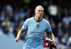 Ο Λαπόρτα θέλει να ρίξει τη «βόμβα» με Χάαλαντ στη Μπαρτσελόνα