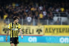 Προπονήθηκαν Γιόβιτς και Ρότα, ανέβασε στροφές ο Μουκουντί